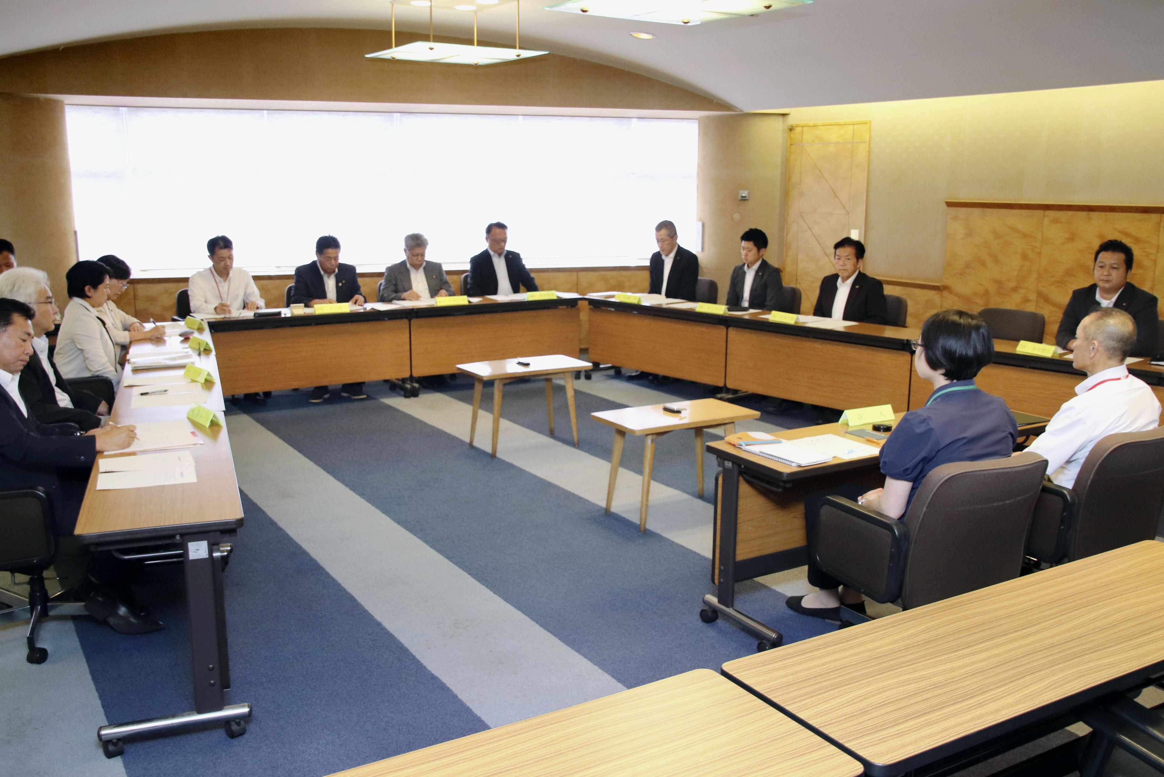 【静岡・伊東】田久保真紀市長の学歴巡る百条委を開催　「卒業証書」見たと市職員が証言